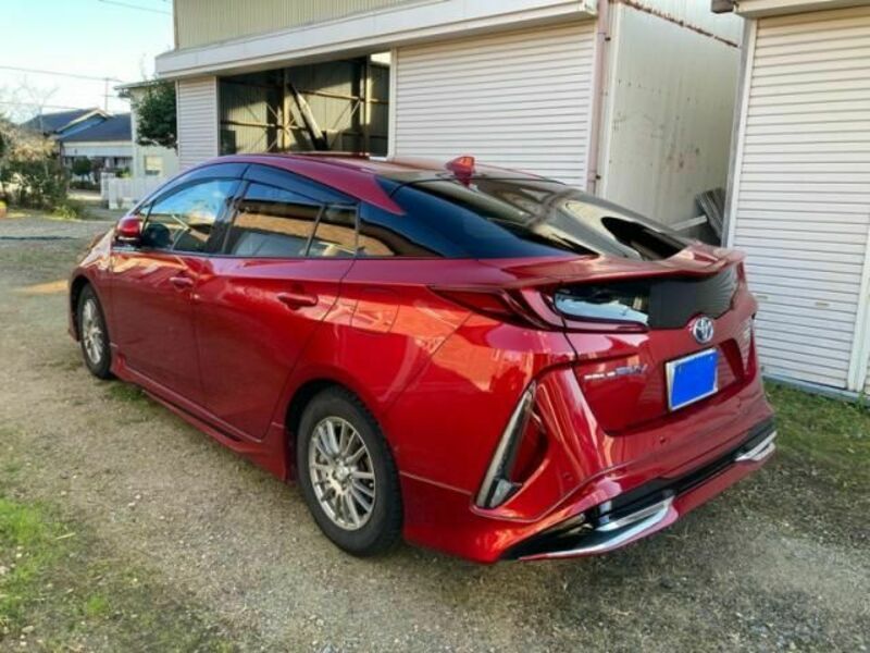 PRIUS PHV