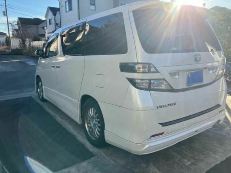 VELLFIRE