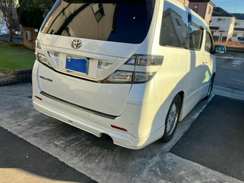 VELLFIRE