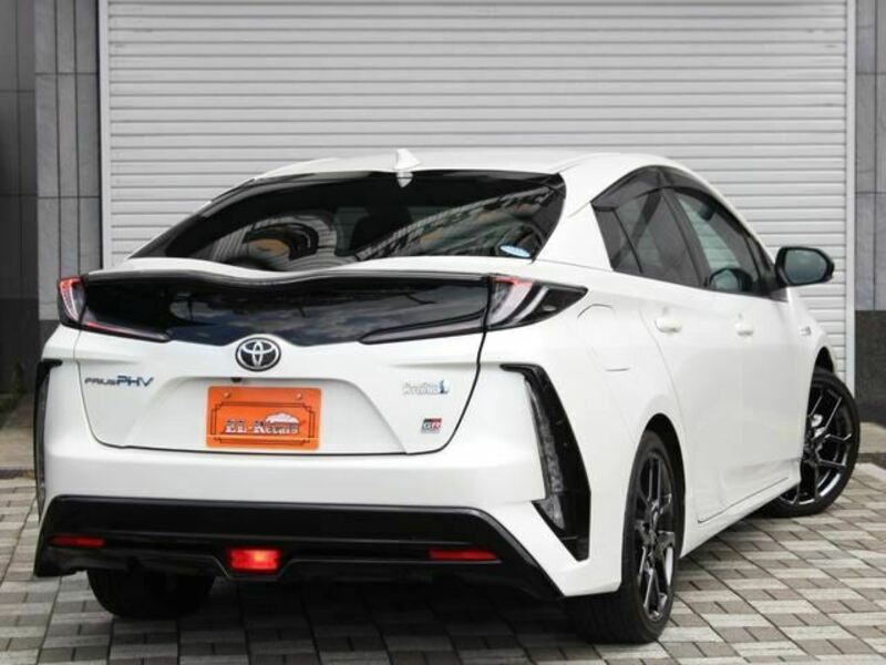 PRIUS PHV