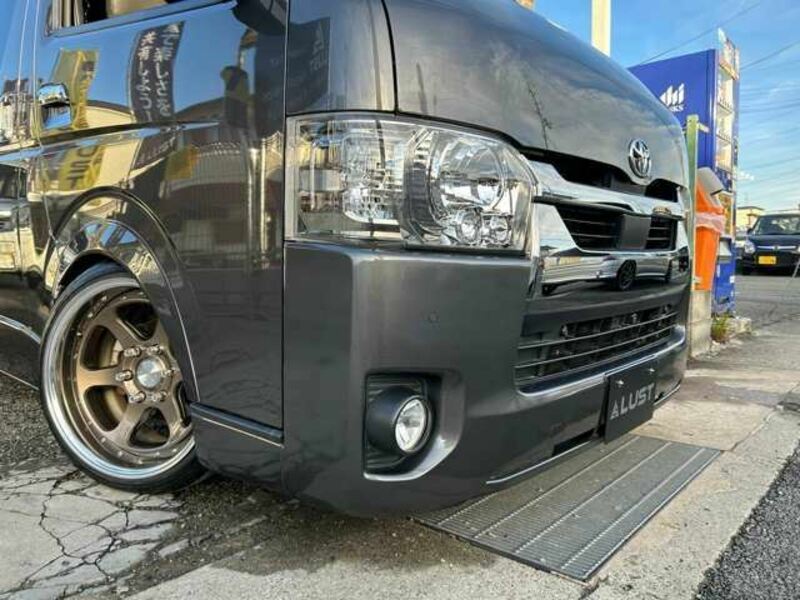 HIACE VAN