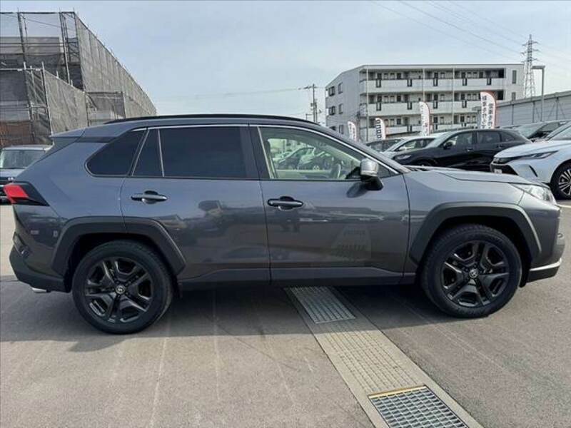 RAV4