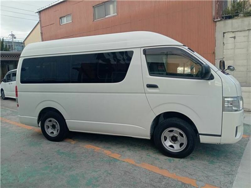 HIACE