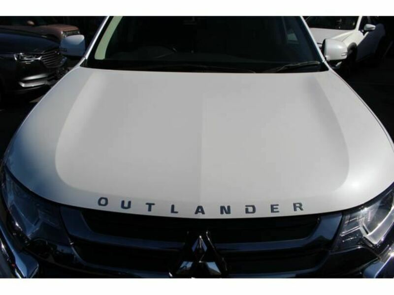 OUTLANDER PHEV