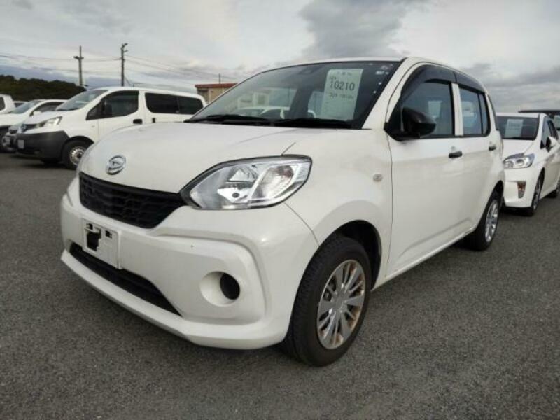 DAIHATSU BOON