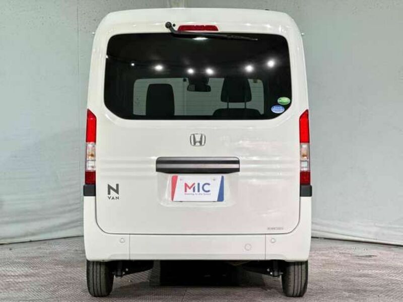 N-VAN