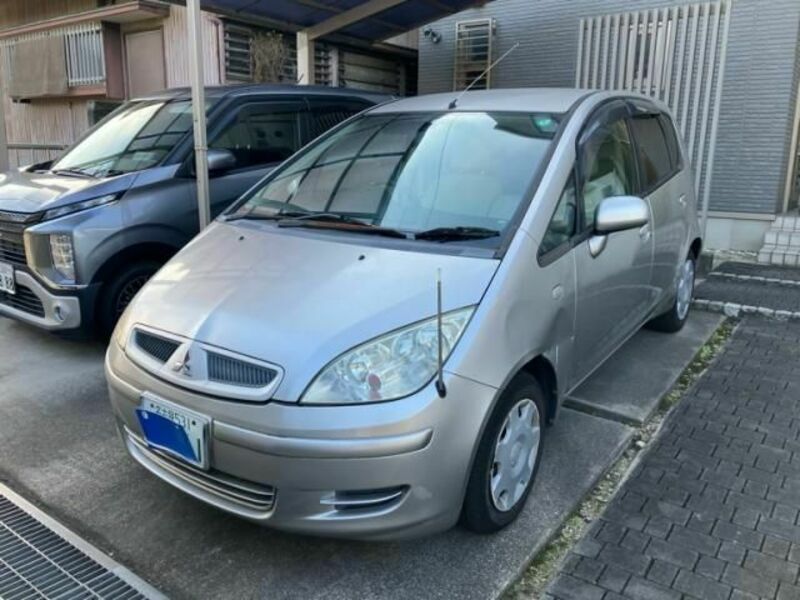 MITSUBISHI COLT