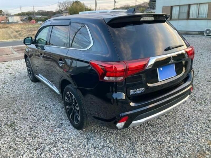 OUTLANDER PHEV