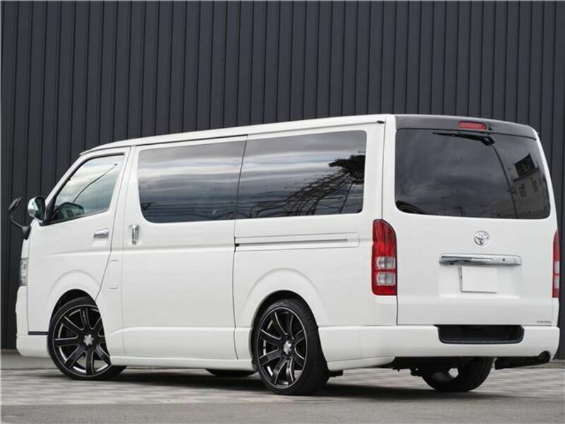 HIACE VAN