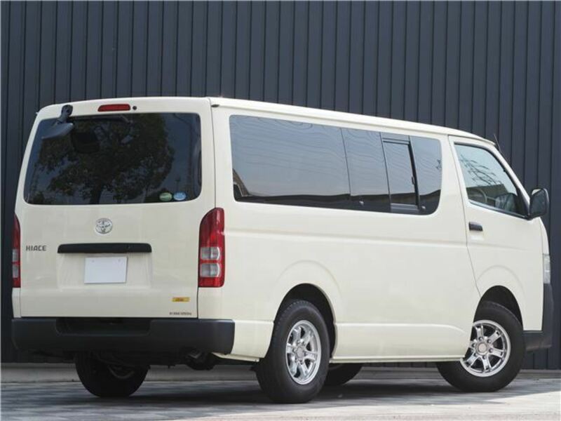 HIACE VAN