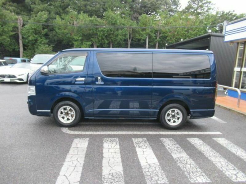 HIACE