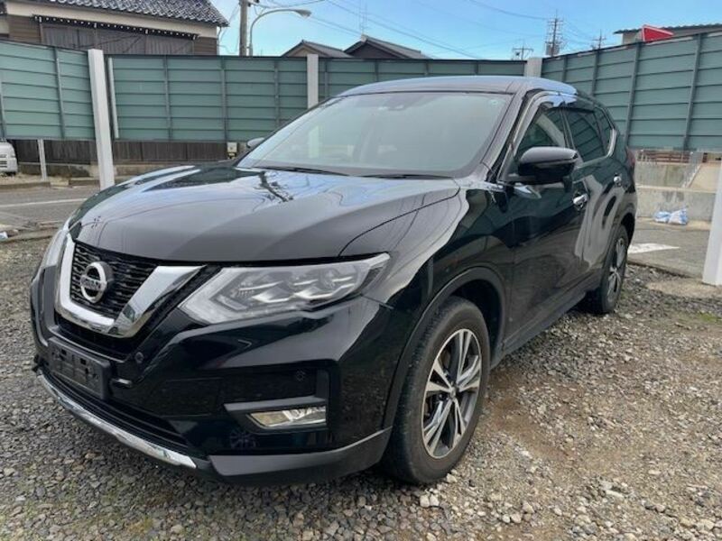 X-TRAIL