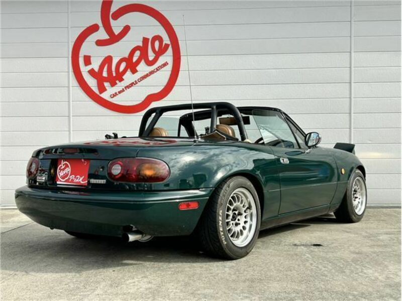 EUNOS ROADSTER