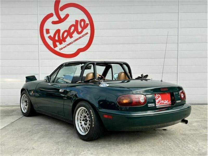 EUNOS ROADSTER