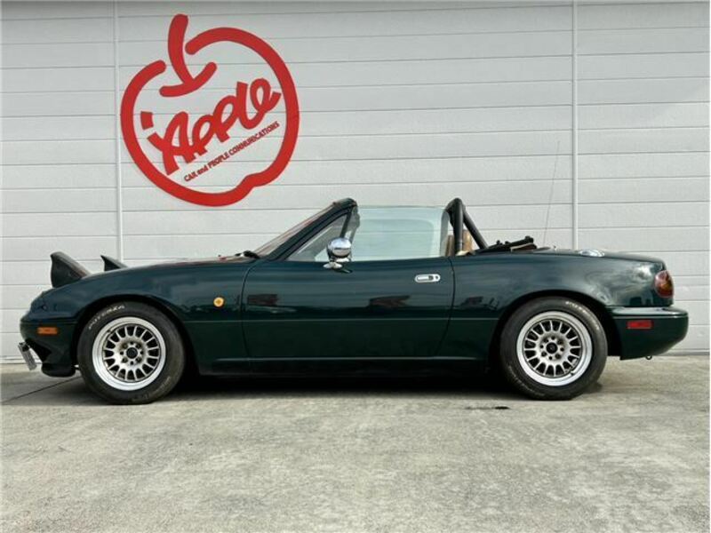 EUNOS ROADSTER