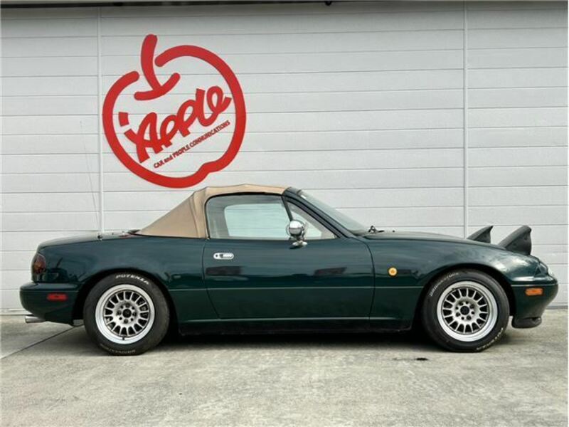 EUNOS ROADSTER