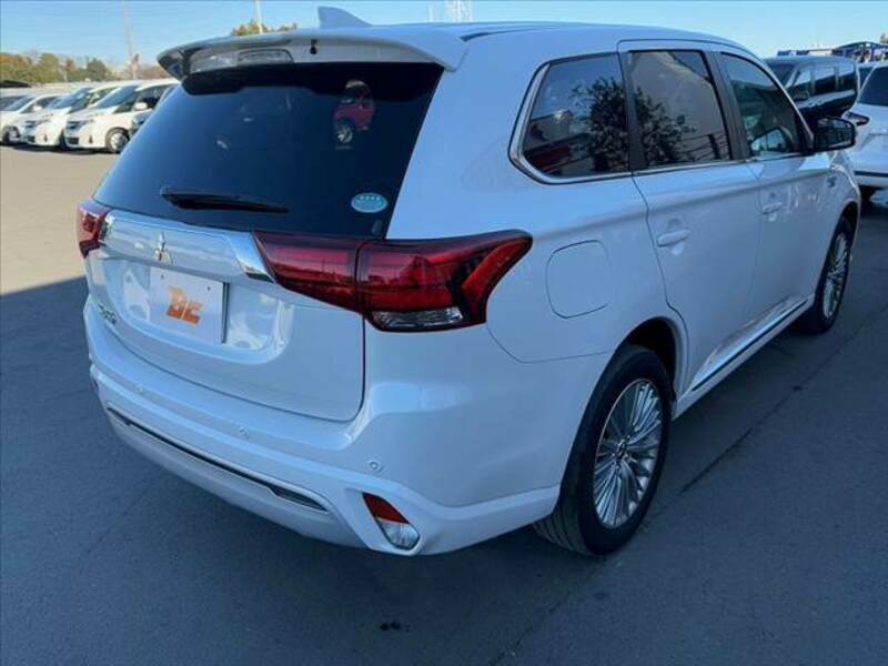 OUTLANDER PHEV