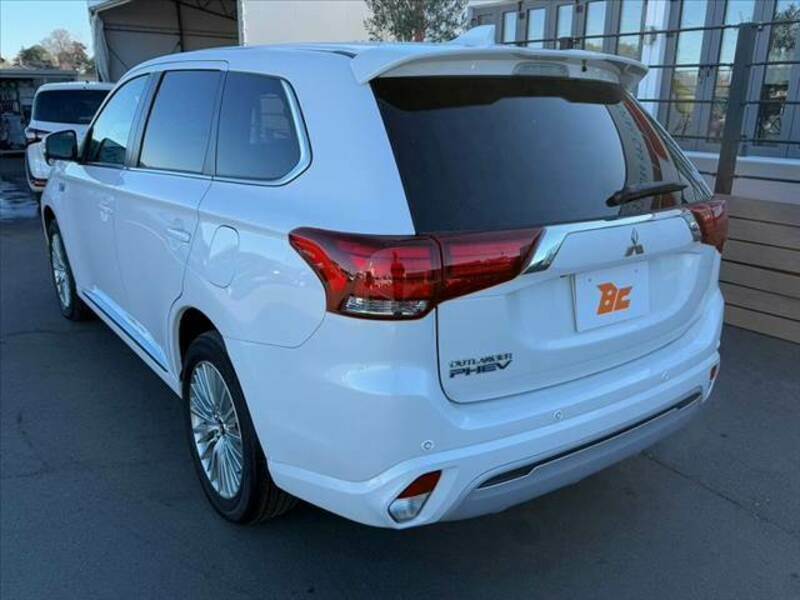 OUTLANDER PHEV