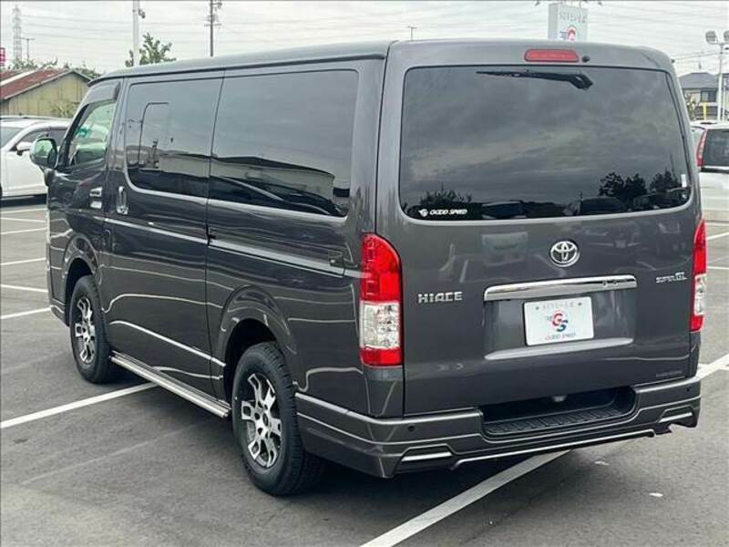 HIACE VAN