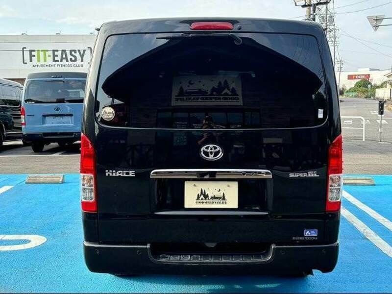 HIACE VAN