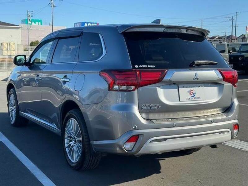 OUTLANDER PHEV