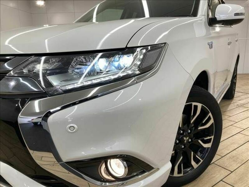 OUTLANDER PHEV