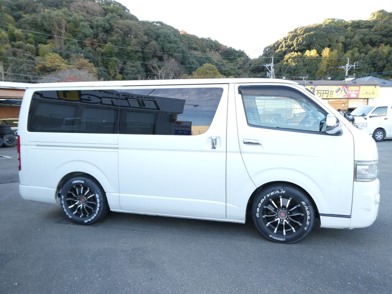 HIACE VAN