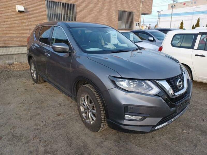 X-TRAIL