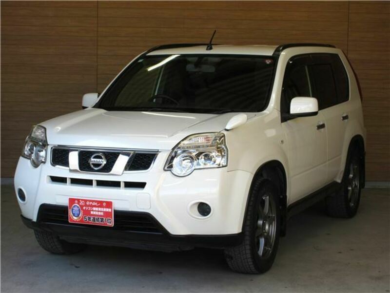 X-TRAIL