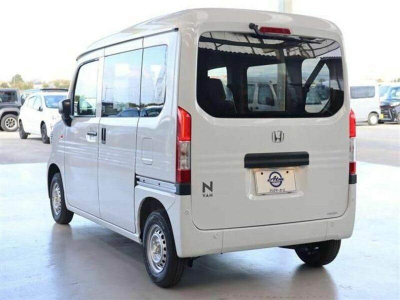 N-VAN