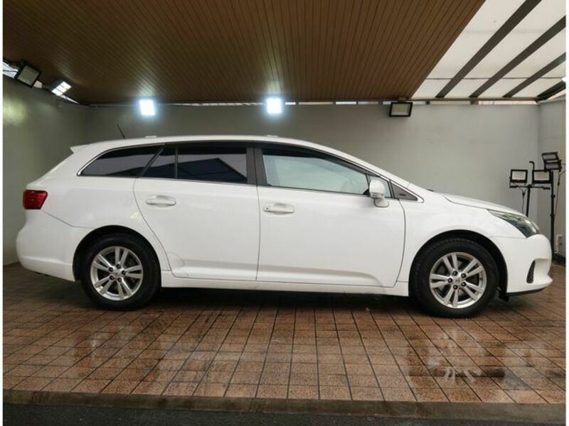 AVENSIS WAGON