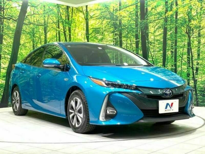 PRIUS PHV