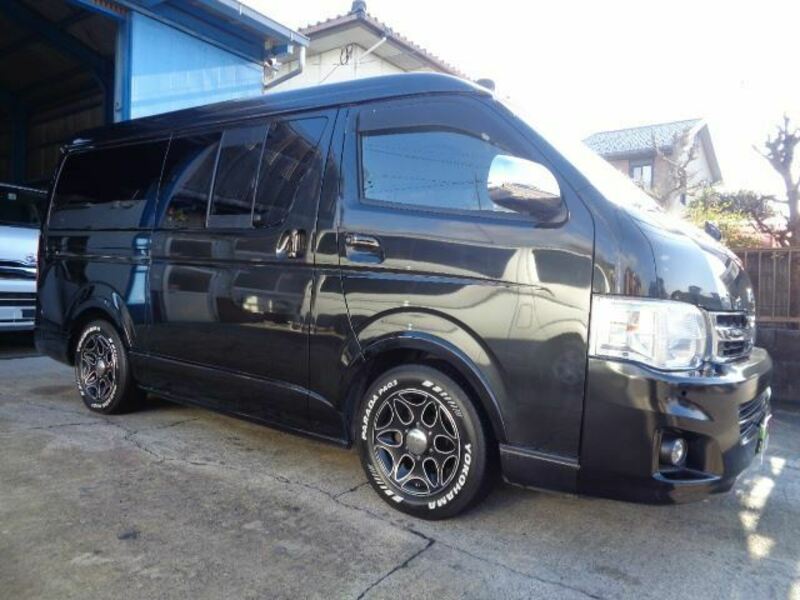 HIACE VAN