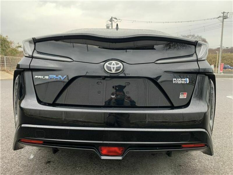 PRIUS PHV