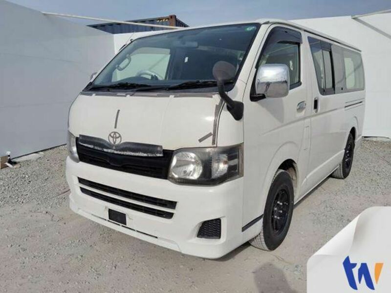 HIACE VAN-0