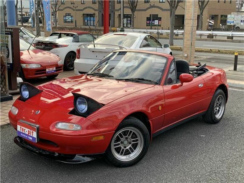 EUNOS ROADSTER