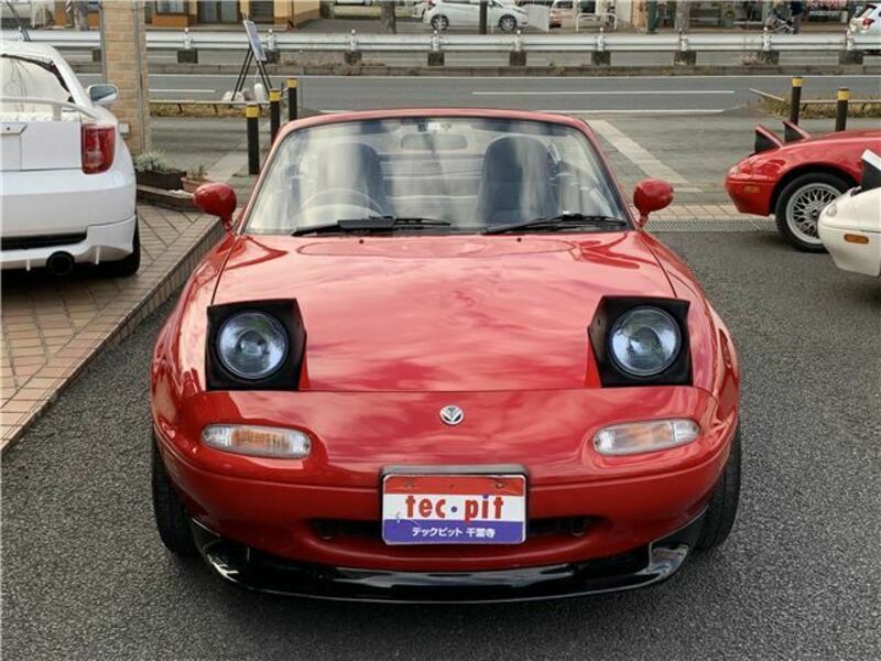 EUNOS ROADSTER