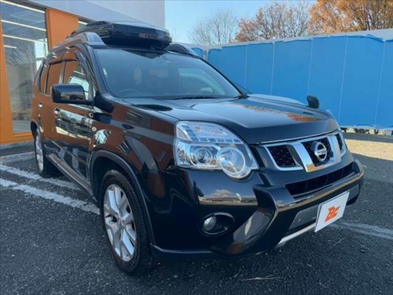 X-TRAIL