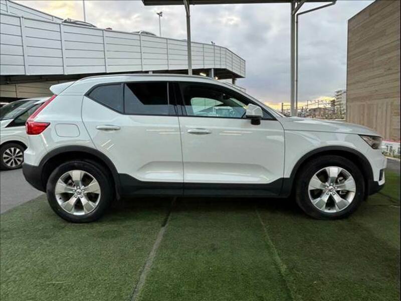 XC40