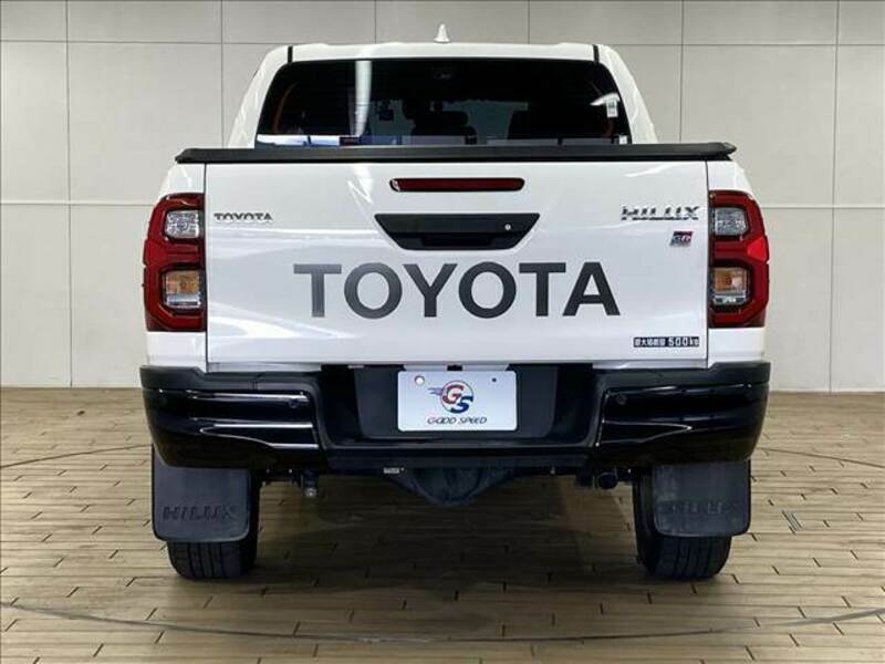 HILUX