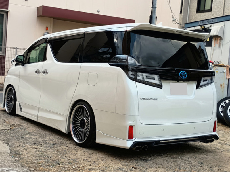 VELLFIRE