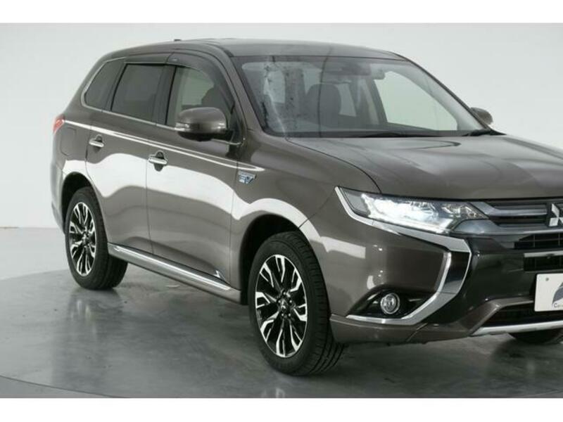 OUTLANDER PHEV