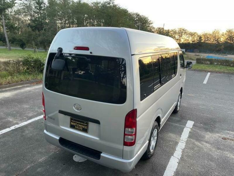 HIACE VAN