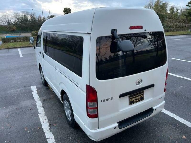 HIACE VAN