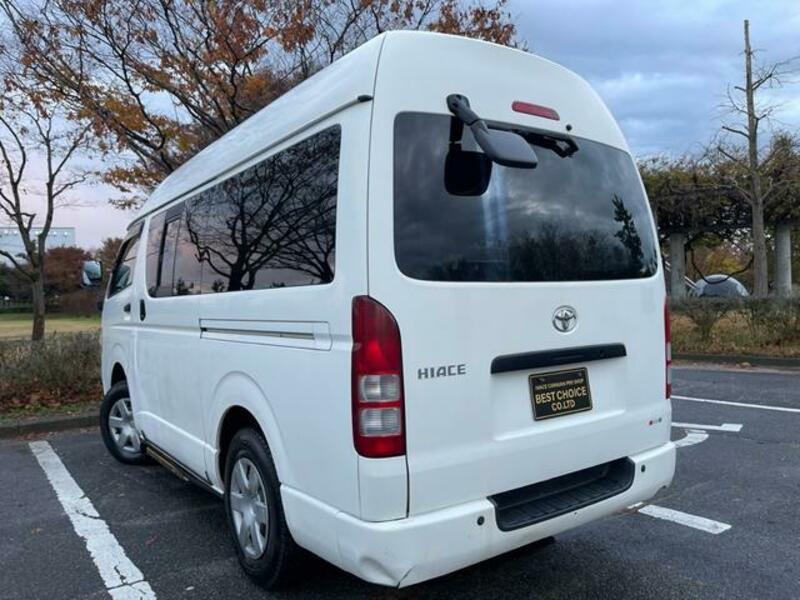 HIACE VAN