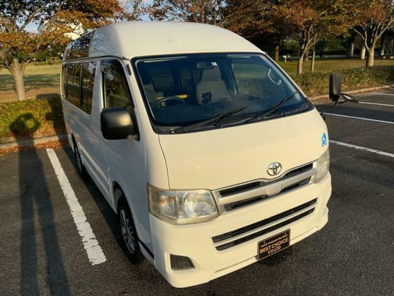 HIACE VAN