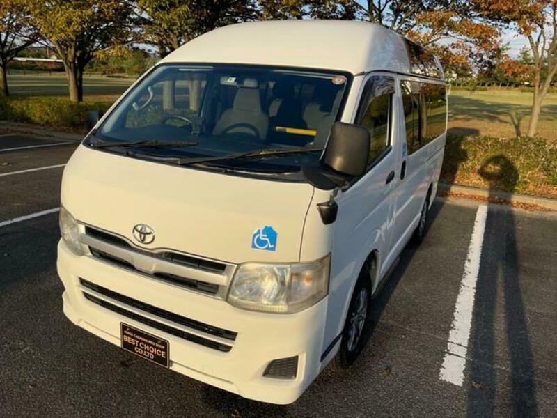 HIACE VAN