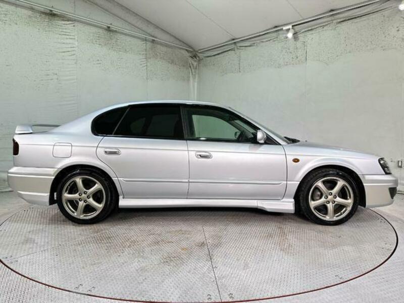 LEGACY B4