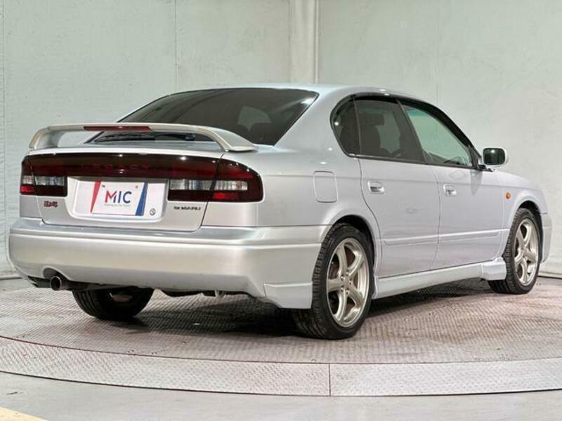 LEGACY B4