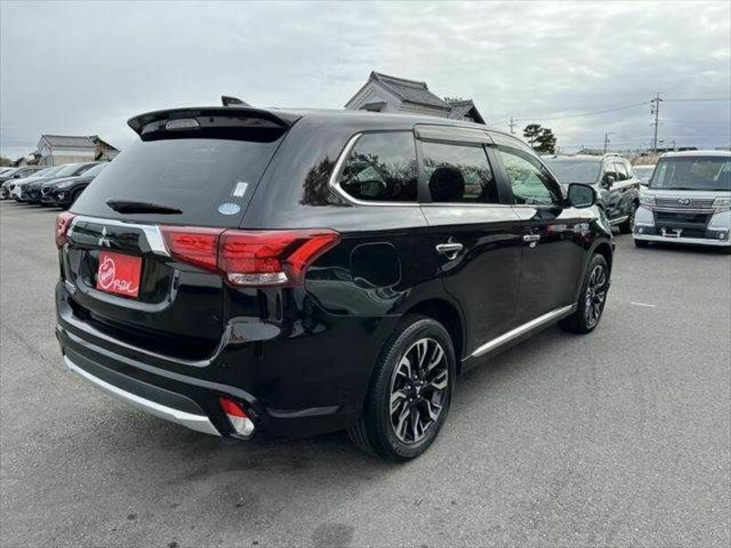 OUTLANDER PHEV